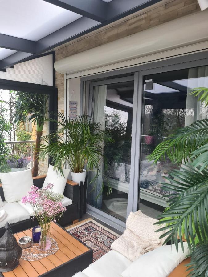 Cozy Room With A Beautiful Garden View Baunatal Bagian luar foto